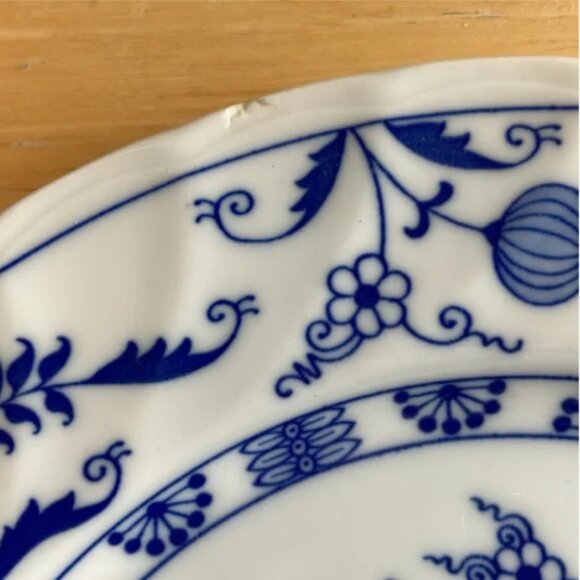 Blue Elbe By Sanyo Porcelain Plates Dinner Salad Bowl Blue Onion Floral Design - Picture 7 of 15